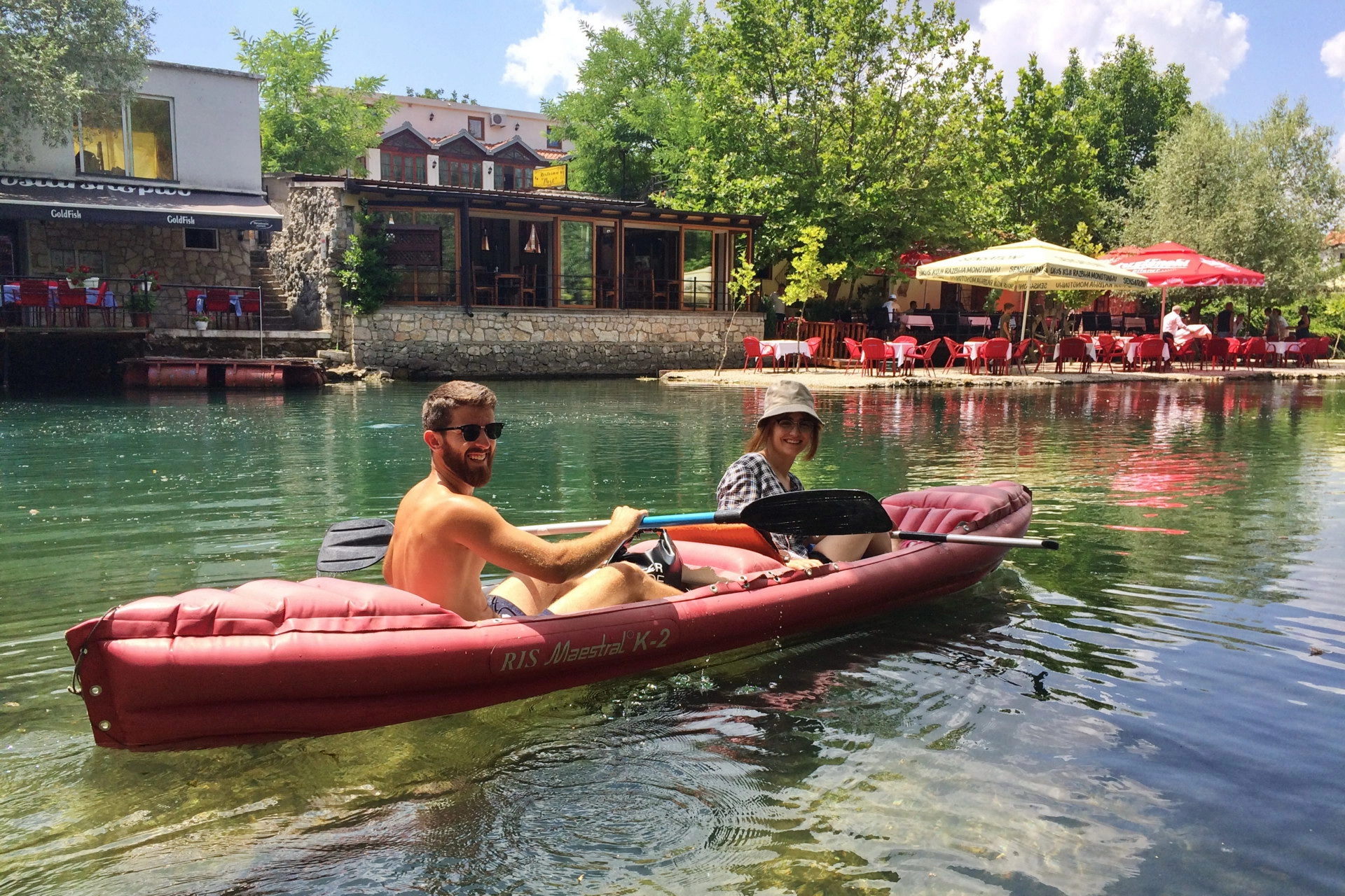 Couple kayaking on the Buna River